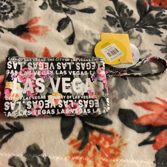 Purses/wallets - Picture 7 of 11